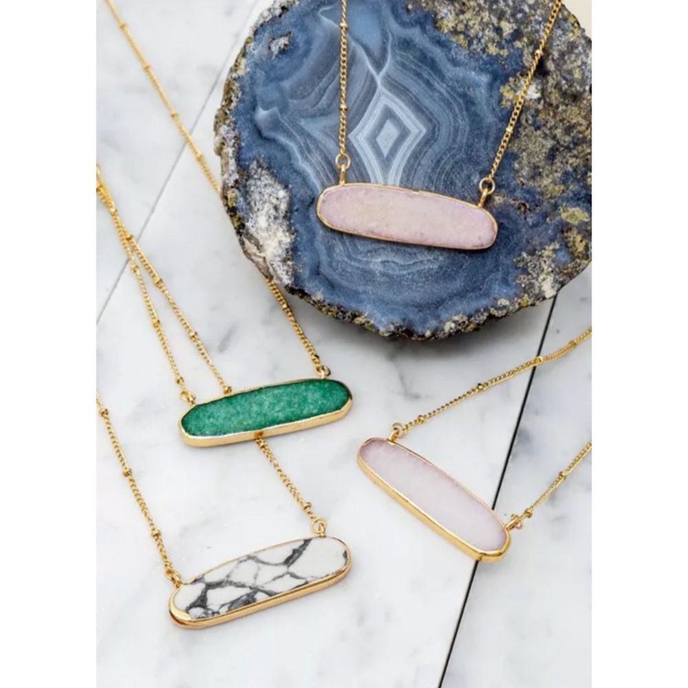 Gray Gold Natural Oval Stone Slab Boho Necklace - Picture 3 of 4